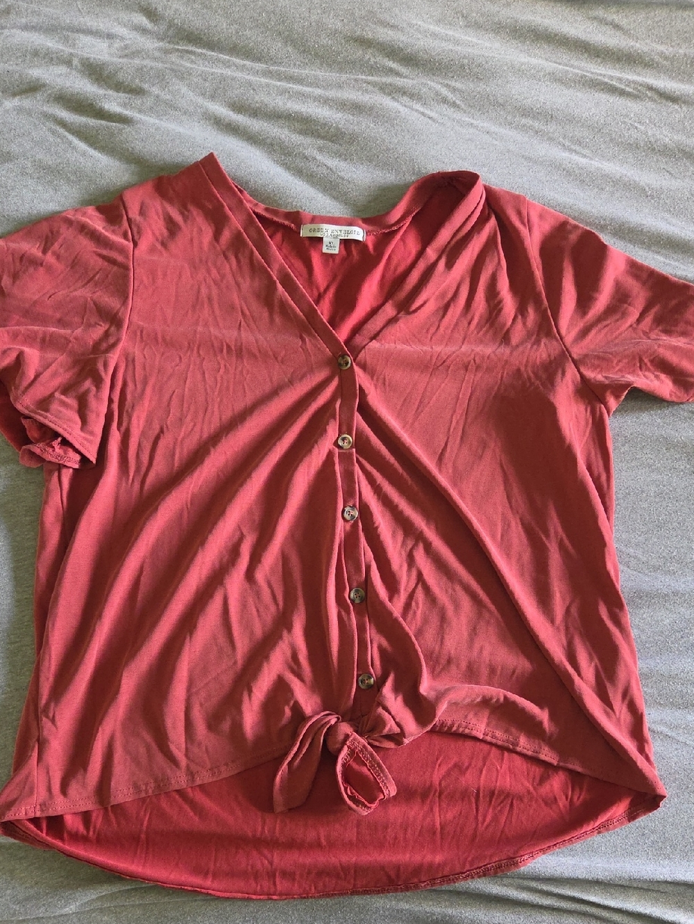 Green Envelope Coral Button-Front Tie Hem Short Sleeve Top